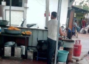 મારા ઘર પાસે થઇ રહેલા આ કામ અંગે મેં કેટલીય કરી રજૂઆત પણ તંત્રએ દાદ જ ના આપી…