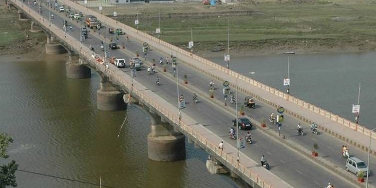 જયારે પ્રેમિકા બોલી આ શબ્દો અને  પ્રેમીને લાગી આવ્યું…