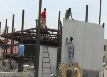 ડીમોલીશનો  માટે એસ્ટેટની શંકાસ્પદ ઢીલાશ