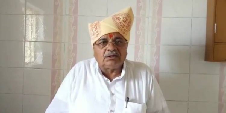 ધુનડામા જેન્તીરામબાપાના સતપુરણધામમા ગુરૂપુર્ણિમા એ ગુરૂ મહિમા ગુંજશે..