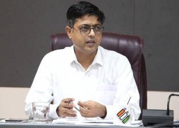 અરજદારો-સ્ટાફ માટે ચિંતા કરતા કલેક્ટર રવિશંકર