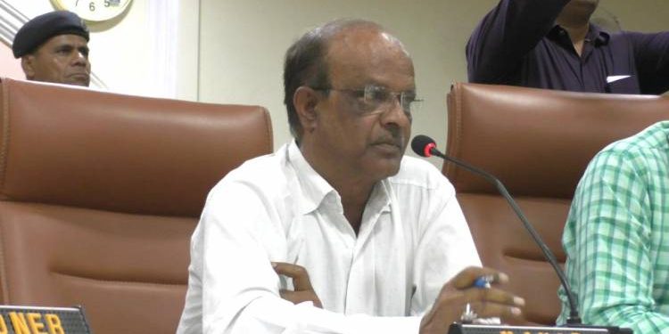 જામનગર મનપાની સામાન્ય સભા,મીડિયાના કેમેરાથી મેયરને એલર્જીનું કારણ શું.?