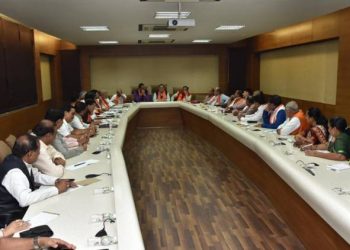 ભાજપની મહત્વની મીટીંગમા સાંસદ પૂનમબેન માડમ ઉપસ્થિત રહ્યા