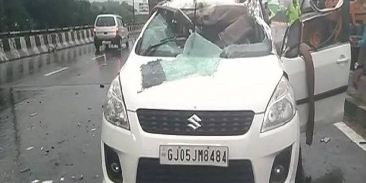 કારે મારી પલ્ટી અને ૩ ના થયા મોત..