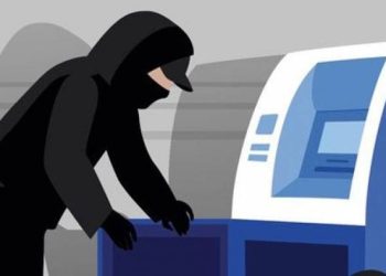 પૈસાની જરૂર હોવાથી સ્કુટરમાં રહેલા ડીસમીસ વડે ATM તોડવાનો પ્રયાસ કર્યો પણ…