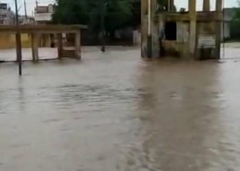 મોટીબાણુંગારમા ૨૪ કલાકમાં ૯ ઈંચ વરસાદ ખાબક્યો…