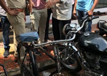 રતનબાઈ મસ્જીદ નજીક ધોળા દિવસે રૂપિયા ૪૫૦૦૦ ની ચીલઝડપની ઘટના