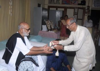 પુ.મોરારીબાપુએ શ્રી કસ્તુરબા સ્ત્રી વિકાસગૃહ જામનગરની શુભેચ્છા મુલાકાત લીધી…