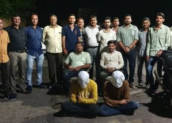 વેપારીની નજર ચૂકવી કરતાં ચોરી, આવ્યા પોલીસના હાથમાં