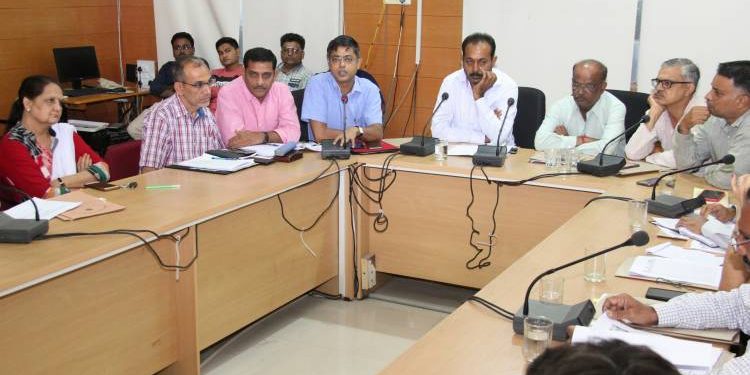 રાજ્યમાં ડેન્ગ્યુંના સૌથી વધુ કેસ જામનગર શહેરમાં, તંત્રની અપીલ લોકો આરોગ્યની ટીમોને આપે સહકાર 