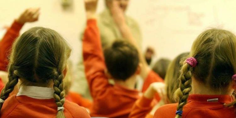 મોદી જેવી મંજુરી વગરની  સ્કૂલ હાલારમા કેટલી?તપાસ થશે?