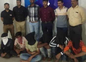 મંદીમાં બેકાર થયેલા મિત્રોની ટોળકીએ શરૂ કર્યા ‘ઉંધા ધંધા’, અને પછી…