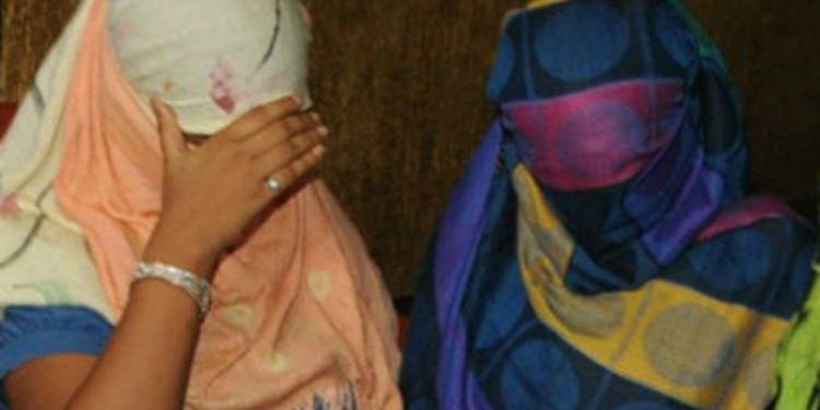 ભાડાના ફ્લેટમાં બંગાળી યુવતીઓ રાખી ચાલતા કુટણખાનાનો પર્દાફાશ