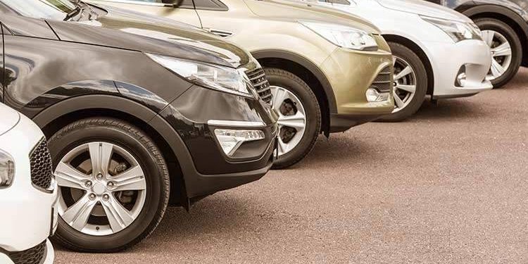 મહાનગરપાલિકાના કૃપાપાત્ર ટ્રાવેલ્સના વાહનો ખાનગી પાસીંગના….!