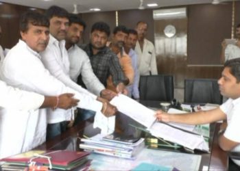 RSPL ઘડી કંપની વિરુદ્ધ કલેકટર સમક્ષ વાંધાઓ રજુ કરતાં ગ્રામજનો અને આગેવાનો…