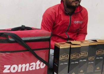 ફૂડની આડમાં દારૂની હોમ ડિલિવરી