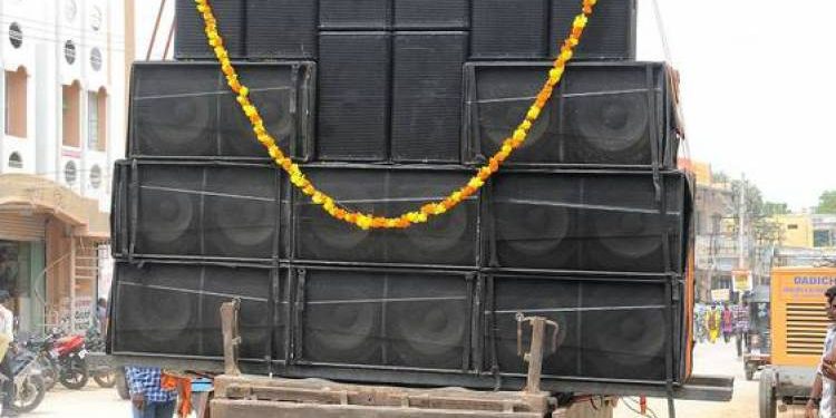 લગ્ન પ્રસંગ શોકમાં ફેરવાયો, DJના સ્પીકર નીચે દટાયા બે બાળકો