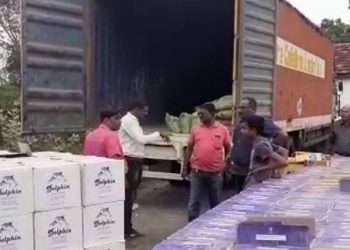 આવી રીતે છૂપાવીને લઇ જવાતો હતો 14.45 લાખનો દારૂ