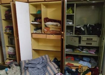 તસ્કરો 12 લાખની સાથે ઘીના ડબા અને ઘઉં પણ લઇ ગયા !