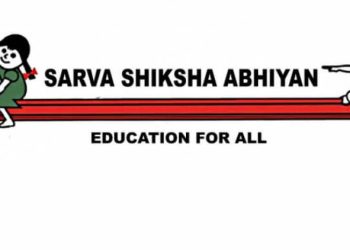 “બેટી પઢાઓ” 5-5   કિલોમીટર ચાલીને જશે દિકરીઓ.?