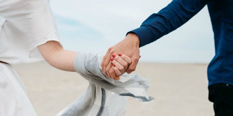 સૌથી વધુ ખોટું કોણ બોલે છે, પુરુષો કે મહિલા ?