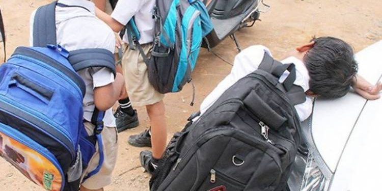 ભણતરના ભારથી આપણા બાળકો આ બીમારીના થઇ રહ્યાં છે શિકાર !