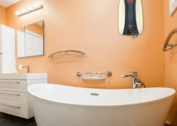 જો તમારા બાથરૂમમાં આ વસ્તુ હોય તો રહેજો સાવધાન !