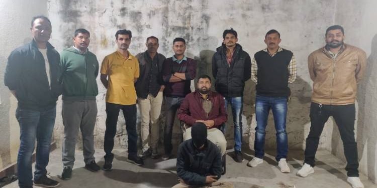 હત્યા અને ચોરીના ગુન્હામાં સંડોવાયેલા શખ્સને દ્વારકા એલસીબીએ દબોચી લીધો..