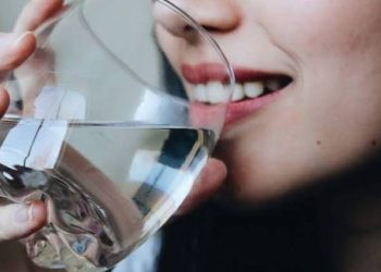 ગરમ પાણી પીવાનું કરો શરુ, થશે કેટલાય ફાયદાઓ