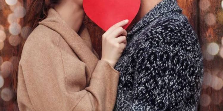 એક મીસકોલથી થયેલ પ્રેમ યુવકને અમદાવાદથી વારાણસી સુધી લઇ ગયો 