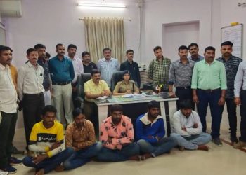 ચાલુ વાહનોમાં તાલપત્રી કાપીને ચોરી કરતી ગેડિયા ગેંગ આવી પોલીસના હાથમાં..