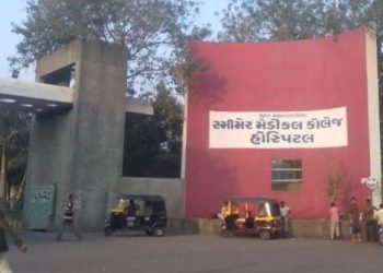 ભુજમાં માસિકધર્મનો વિવાદ સમ્યો નથી ત્યાં જ સુરતમાં પણ..