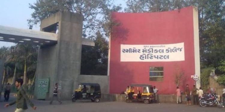 ભુજમાં માસિકધર્મનો વિવાદ સમ્યો નથી ત્યાં જ સુરતમાં પણ..