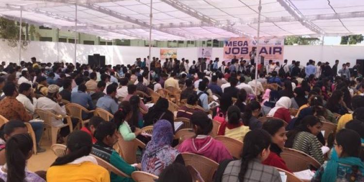 જામનગર અને દેવભૂમિ દ્વારકા જીલ્લામાં બેરોજગારોની સંખ્યા કેટલી જાણો..