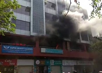 આજે આગ લાગી તેવા કેટલા બિલ્ડીંગ શહેરમાં.? શું તંત્ર મોતની રાહ જોઈ રહ્યું છે.?