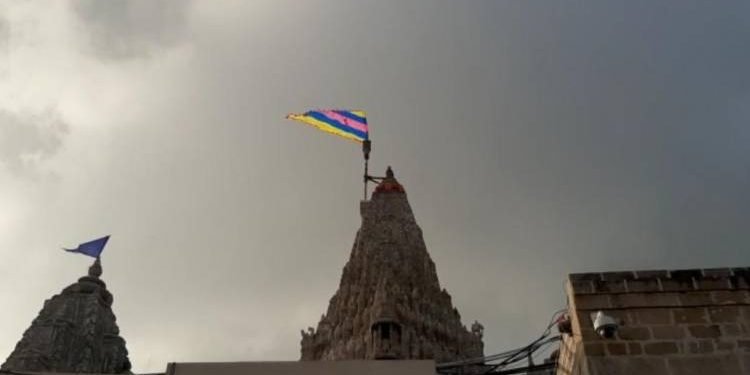 કૃષ્ણભક્તો આનંદો, જન્માષ્ટમીના તહેવાર પર દ્વારકાધીશ મંદિર રાબેતા મુજબ રહેશે ખુલ્લુ, વાંચો સંપૂર્ણ વિગત