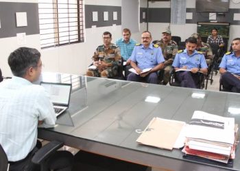 કોરોના વાયરસ અનુસંધાને કલેકટર દ્વારા સેનાની ત્રણ પાંખો સાથે બેઠક યોજાઇ 