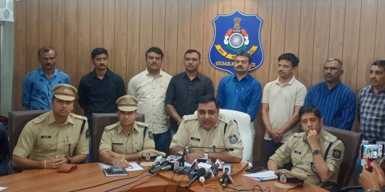 ધ્રોલ:દિવ્યરાજસિંહ જાડેજાની હત્યાના પોલીસે કર્યા તમામ ખુલાસા