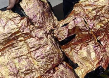 કેવી રીતે એક શખ્સ શારજહાંથી લાવ્યો 500 ગ્રામ સોનું 