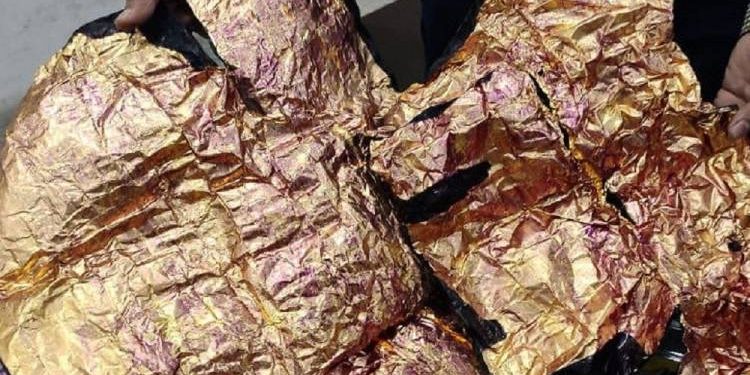 કેવી રીતે એક શખ્સ શારજહાંથી લાવ્યો 500 ગ્રામ સોનું 