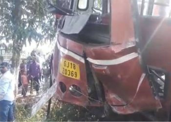 સલામત એસ.ટી નો અકસ્માત, 15ઈજાગ્રસ્ત