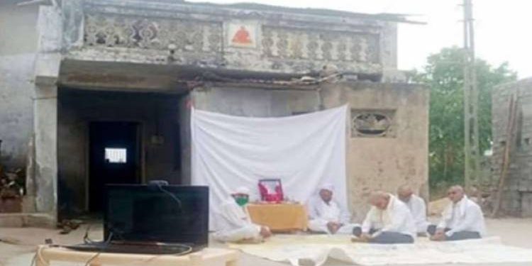 ડીજીટલ બેસણું કરી પરિવારે કોરોના સામે જાગૃતિનો સંદેશો પૂરો પાડ્યો 