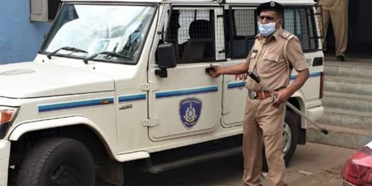 રાજ્યના એક P.S.I. ના ખુદ મુખ્યમંત્રીએ કર્યા વખાણ…