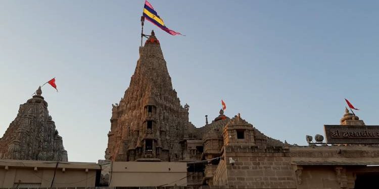 દ્વારકાધીશ મંદિરમાં  દિપોત્સવી ઉત્સવના દર્શનનો કાર્યક્રમ આ મુજબનો રહેશે