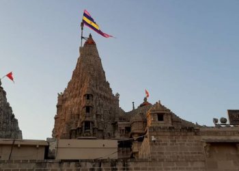 સુપ્રસિદ્ધ યાત્રાધામ  દ્વારકા જગત મંદિરની વાર્ષિક આવક જાહેર થઇ….આંકડો છે અધ..ધ..