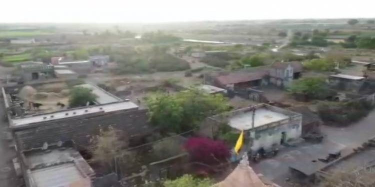 દ્વારકા જીલ્લાના કાનપરશેરડી ગ્રામપંચાયતની લોકડાઉન દરમિયાન અન્ય માટે પ્રેરણાદાયી કામગીરી