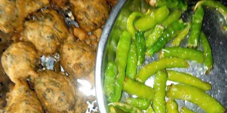 લોકડાઉન વચ્ચે ભજીયા પાર્ટી ભારે પડી