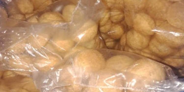 બહાનું આપ્યું ટુથબ્રશનું અને નીકળી પાણીપુરી