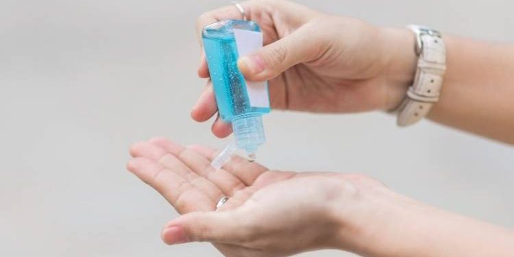 ડુપ્લીકેટ સેનેટાઈઝરનું કૌભાંડ ખુલ્લું પડ્યું