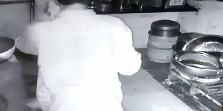 પેટનો ખાડો બુરવા  સામે આવેલ આ કિસ્સો વિચારતા કરી દે તેવો